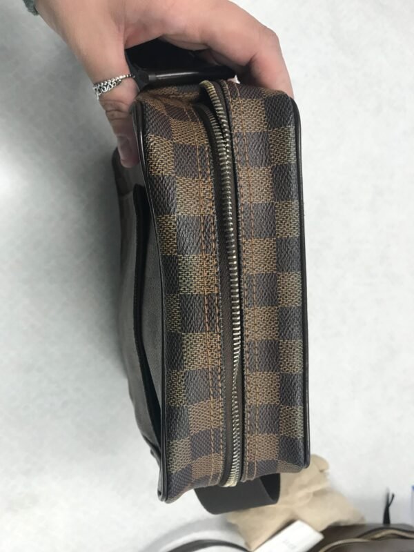 Crossbody Luxury Designer By Louis Vuitton  Size: Small - Image 4