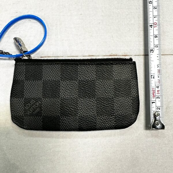 Coin Purse Luxury Designer By Louis Vuitton  Size: Small - Image 5