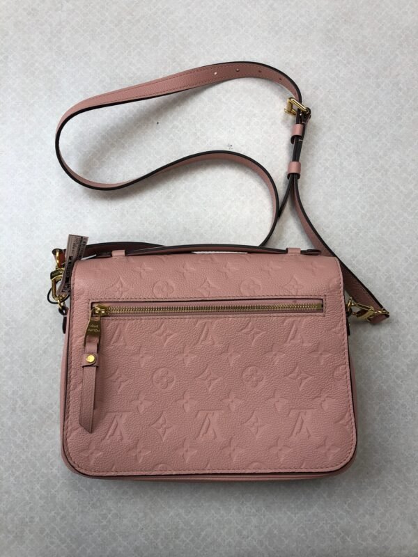 Crossbody Luxury Designer By Louis Vuitton  Size: Medium - Image 2