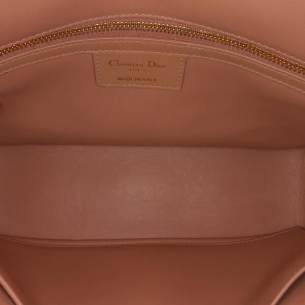 Christian Dior - Image 6