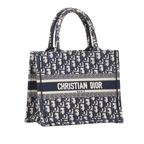 Christian Dior - Image 2