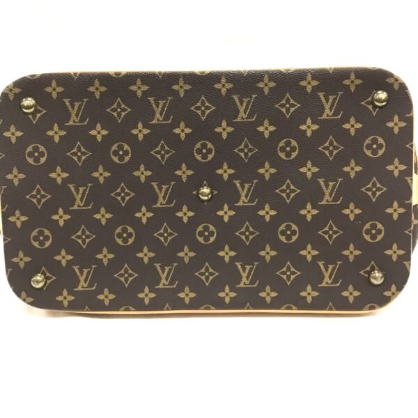 Handbag Designer By Louis Vuitton  Size: Large - Image 3