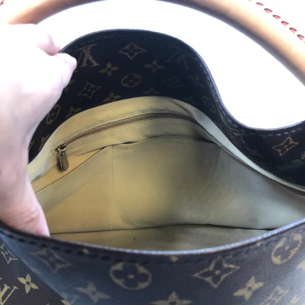 Handbag Designer By Louis Vuitton  Size: Large - Image 3