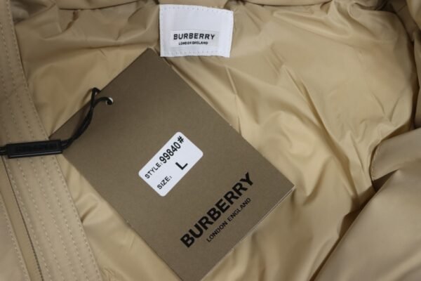 Top Quality Burberry 22FW Hooded Down Jacket Beige - Image 7