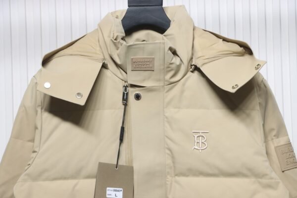 Top Quality Burberry 22FW Hooded Down Jacket Beige - Image 3