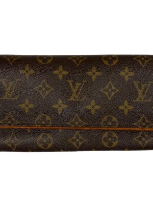 Clutch Luxury Designer By Louis Vuitton  Size: Medium